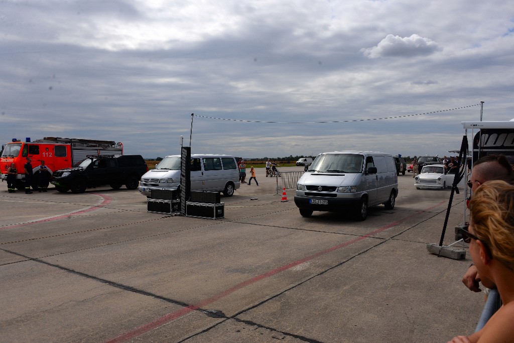 ../Images/VW Bus Festival Berlin 2019 149.jpg